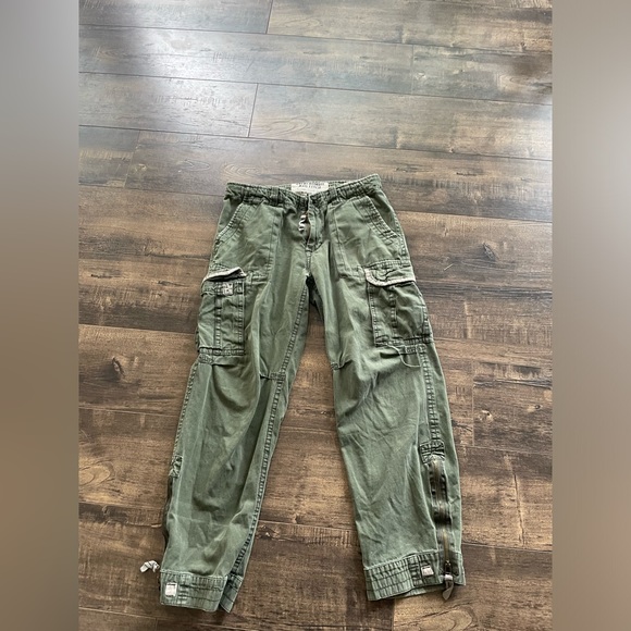 Abercrombie & Fitch pants - Picture 1 of 3